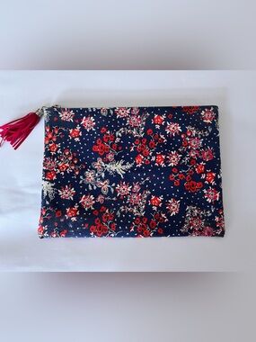 Old Navy Zippered Floral Bag 11 in by 8 in